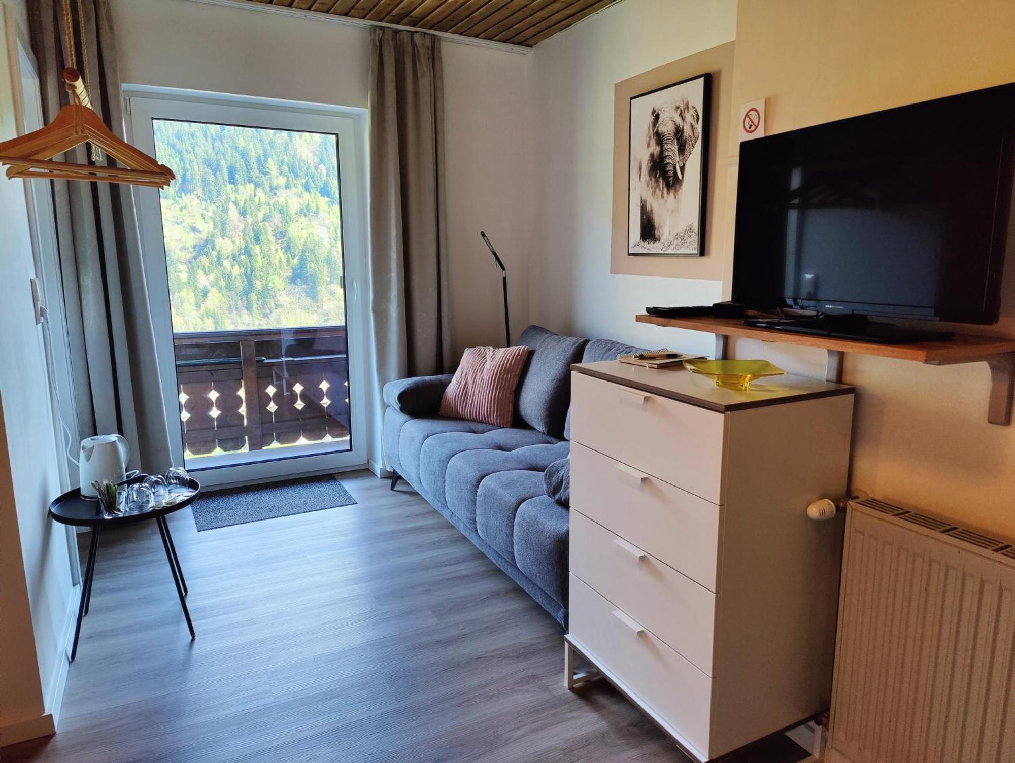 Pension Almhof Afritz Exteriör bild